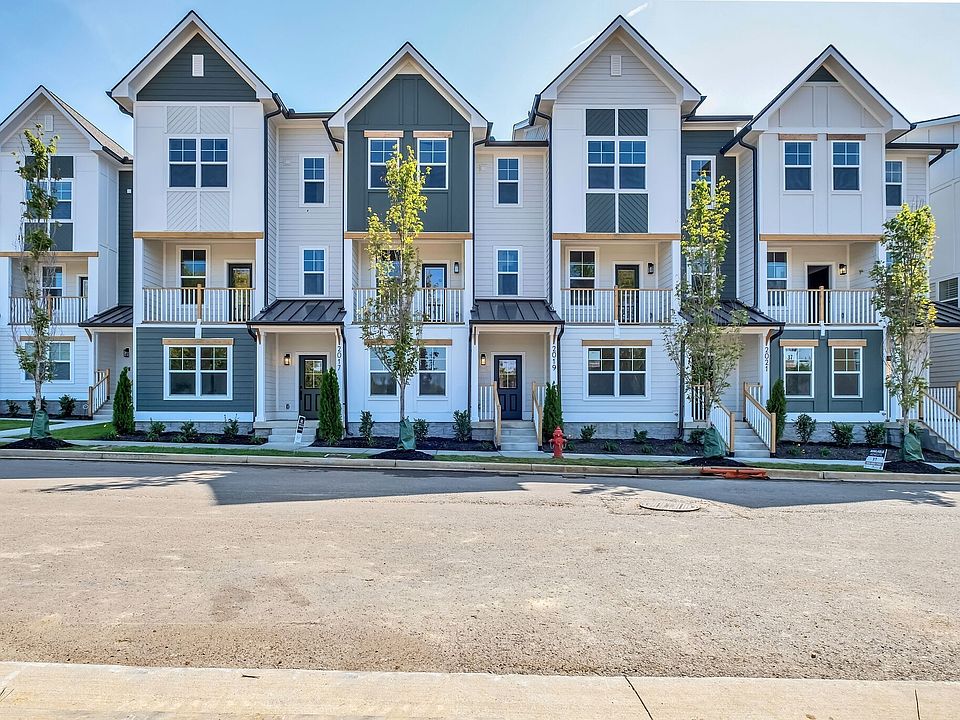 1st image of 2019 Maple View Ln
