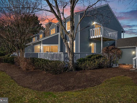 3rd image of 111 Bayview