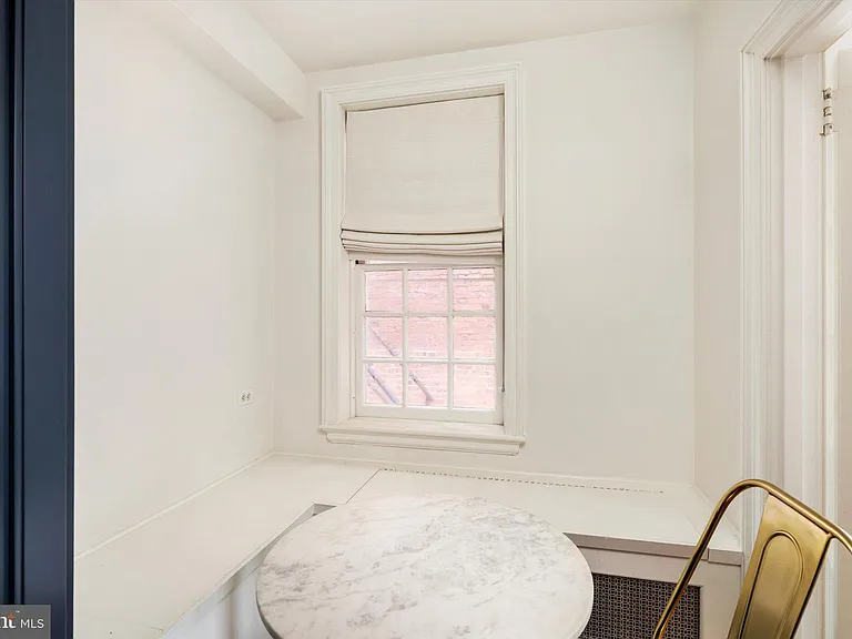 25 Palmer Sq W #A — Photo 14