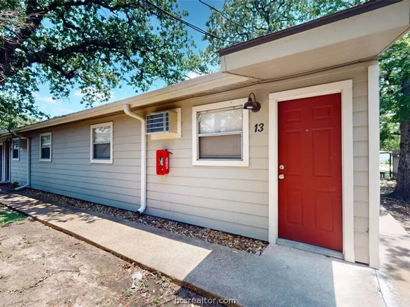 500 Foch St, Bryan, TX