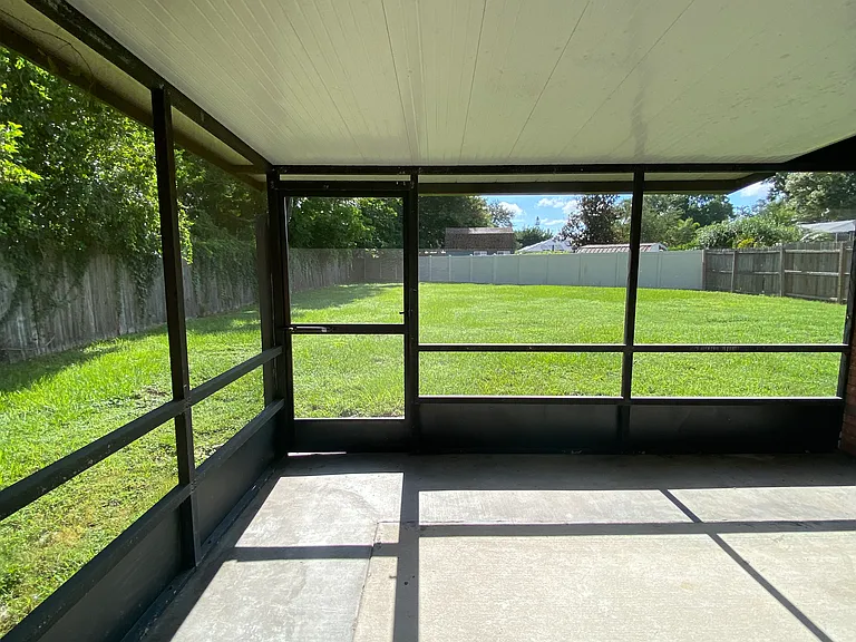 917 Sunshine Way SW — Photo 11