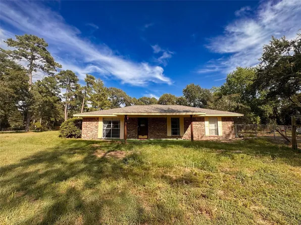 15331 Lake Lamond Rd, Conroe, TX 77384