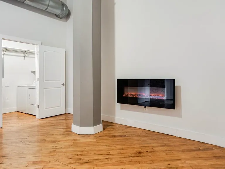 87 Peachtree St SW #506 — Photo 10