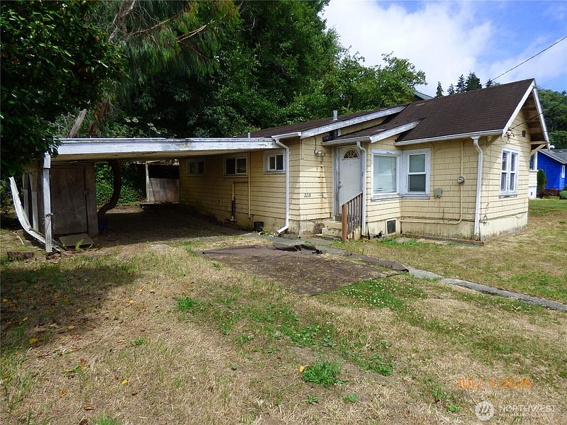 3rd image of 2218 W 5th Street