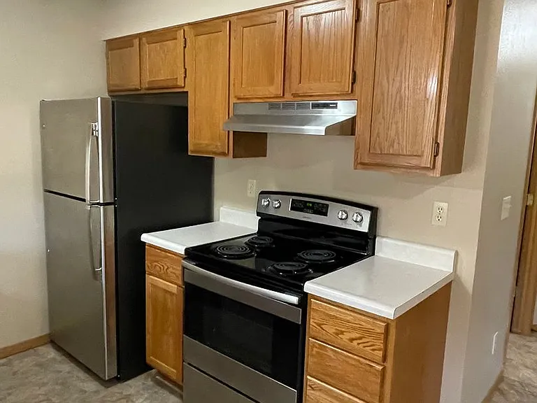 1801 Red Dale Dr — Photo 6