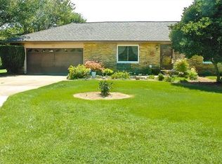 3675 W Carr Hill Rd, Columbus, IN 47201