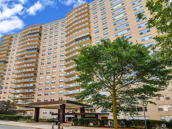 2nd image of 2500 Johnson Ave APT 1G