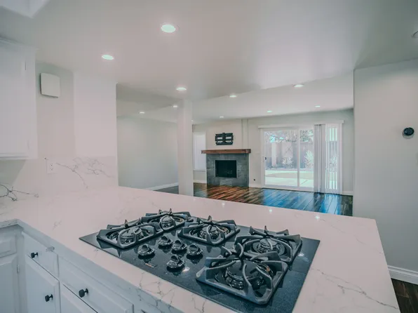 2850 Tabago Pl, Costa Mesa, CA 92626