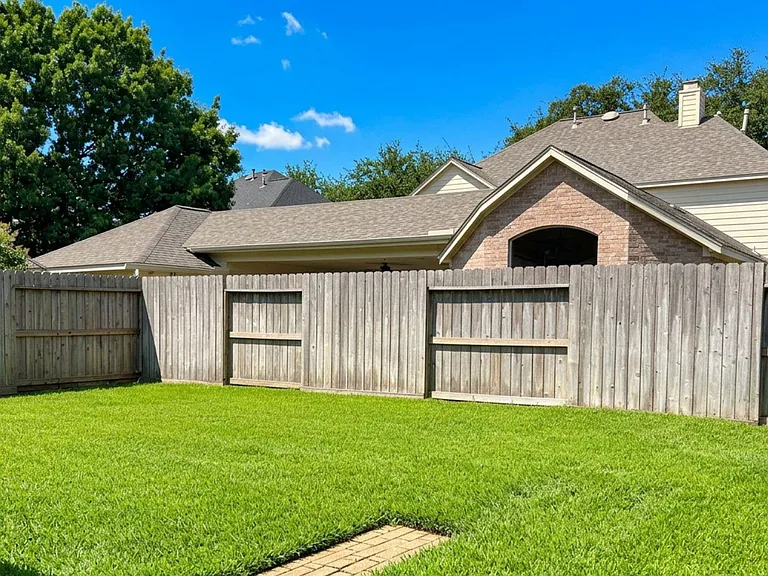 4514 Pebblestone Dr — Photo 28