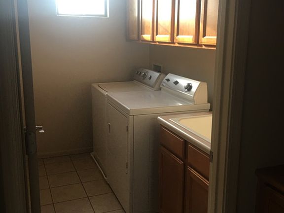 5th image of 13740 W Cypress St