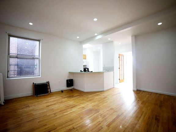 3rd image of 60 Glenwood Ave #1