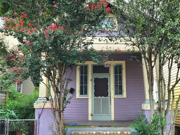 2720 Burgundy St, New Orleans, LA 70117