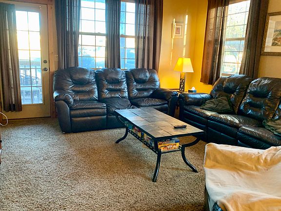 5th image of 629 Valley Centre Dr Unit 7
