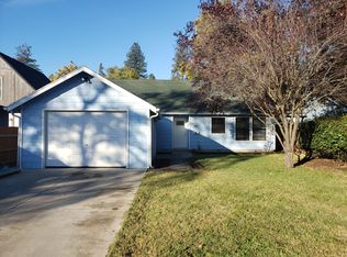 48 Eastwood Dr, Medford, OR