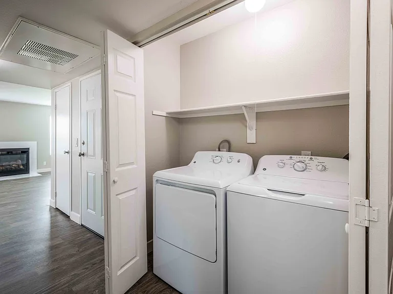 Sorelle Apartments — Photo 19