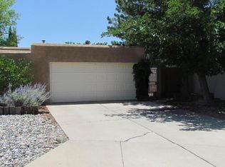 6018 Sweetwater Ct NW, Albuquerque, NM 87120