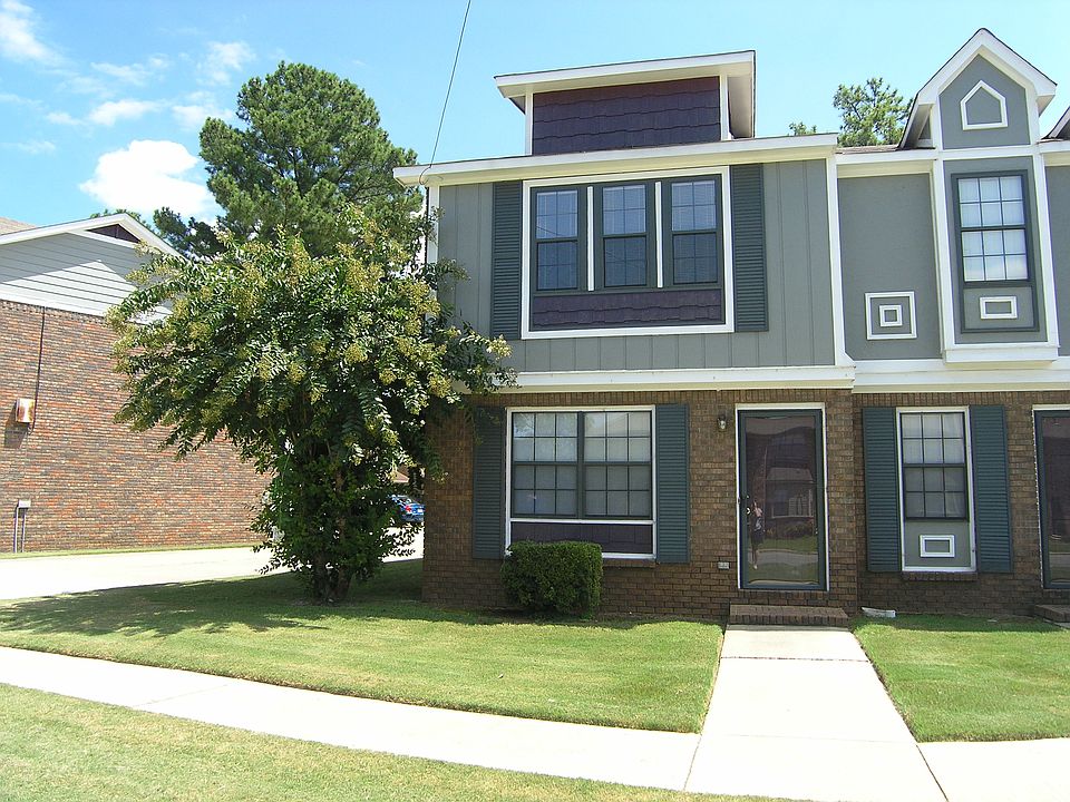 Front View of Townhome