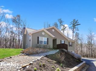17 Baker St, Dahlonega, GA 30533