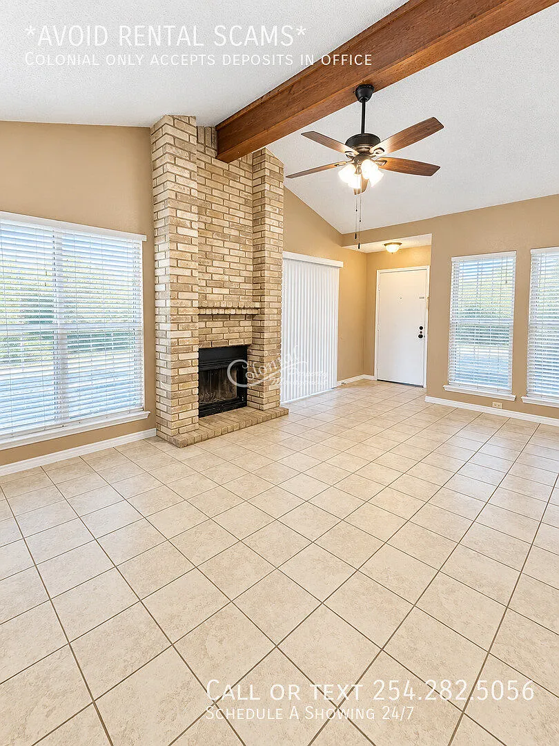 3 bed, 2.0 bath, 1120 sqft, $1,295 — Photo 2
