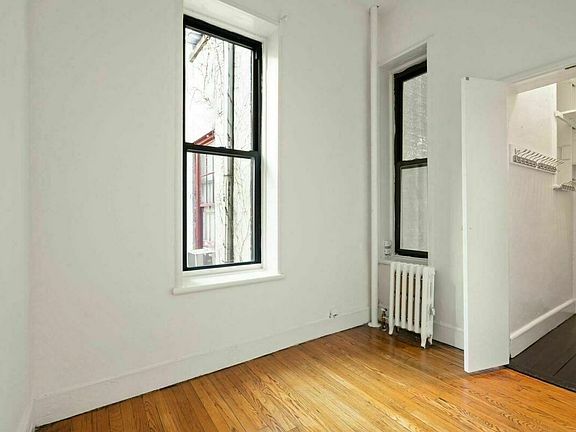 3rd image of 55 Morton St APT 2M