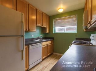 7437 N Ridge Blvd APT 3A, Chicago, IL 60645