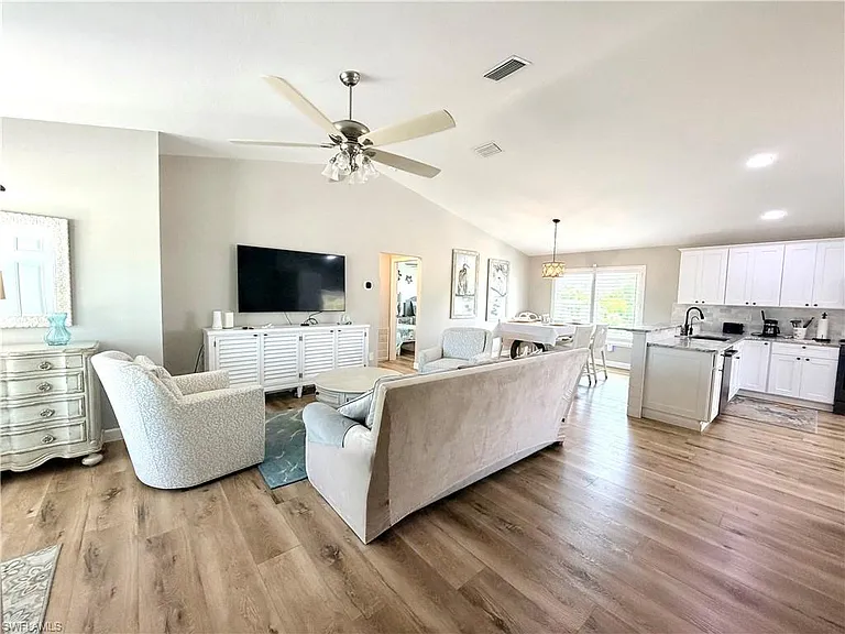 27594 Shore Dr — Photo 3