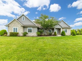 9030 S Lake Meadows Way, Columbia, MO 65201