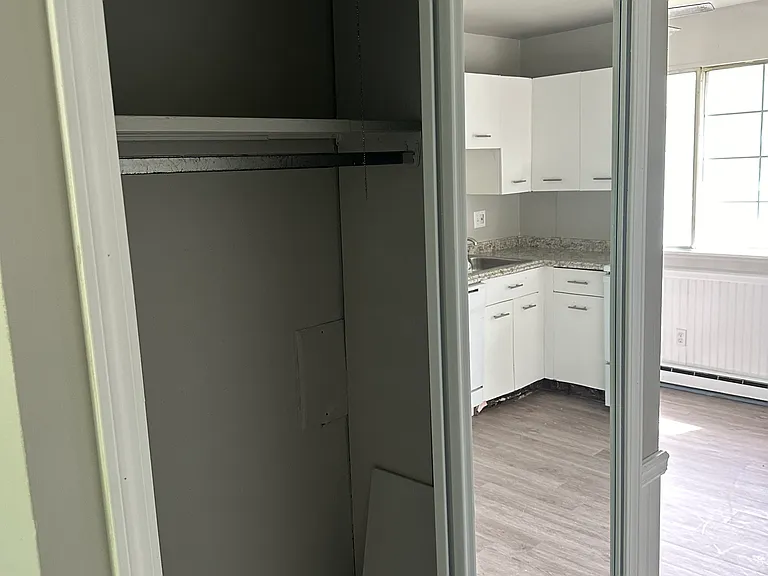Mulberry Row Apartments — Photo 16