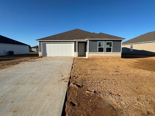 115 King Ranch Dr, Beebe, AR 72012