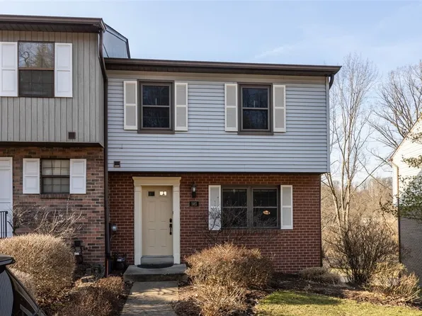 585 Thorncliffe Dr, Pittsburgh, PA 15205