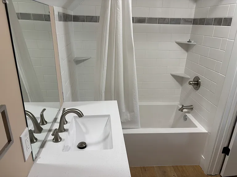 14 Sheridan St — Photo 9