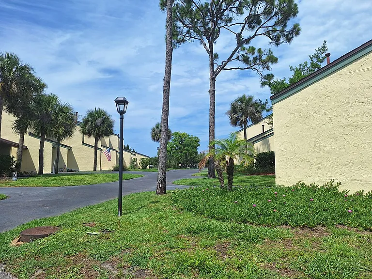 157 Club House Blvd — Photo 27