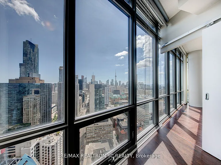 832 Bay St #3510 — Photo 14