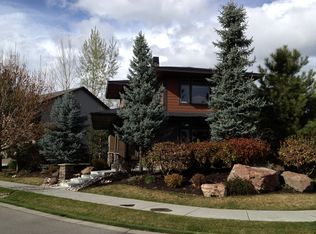 466 E Eaglewoods Ln, Eagle, ID 83616