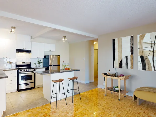 10 Burnside Ave #604, Ottawa, ON K1Y 2L9