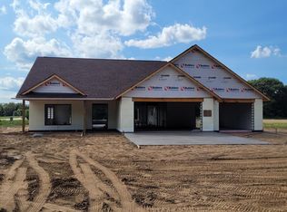 19310 University Ave NW, Oak Grove, MN 55011