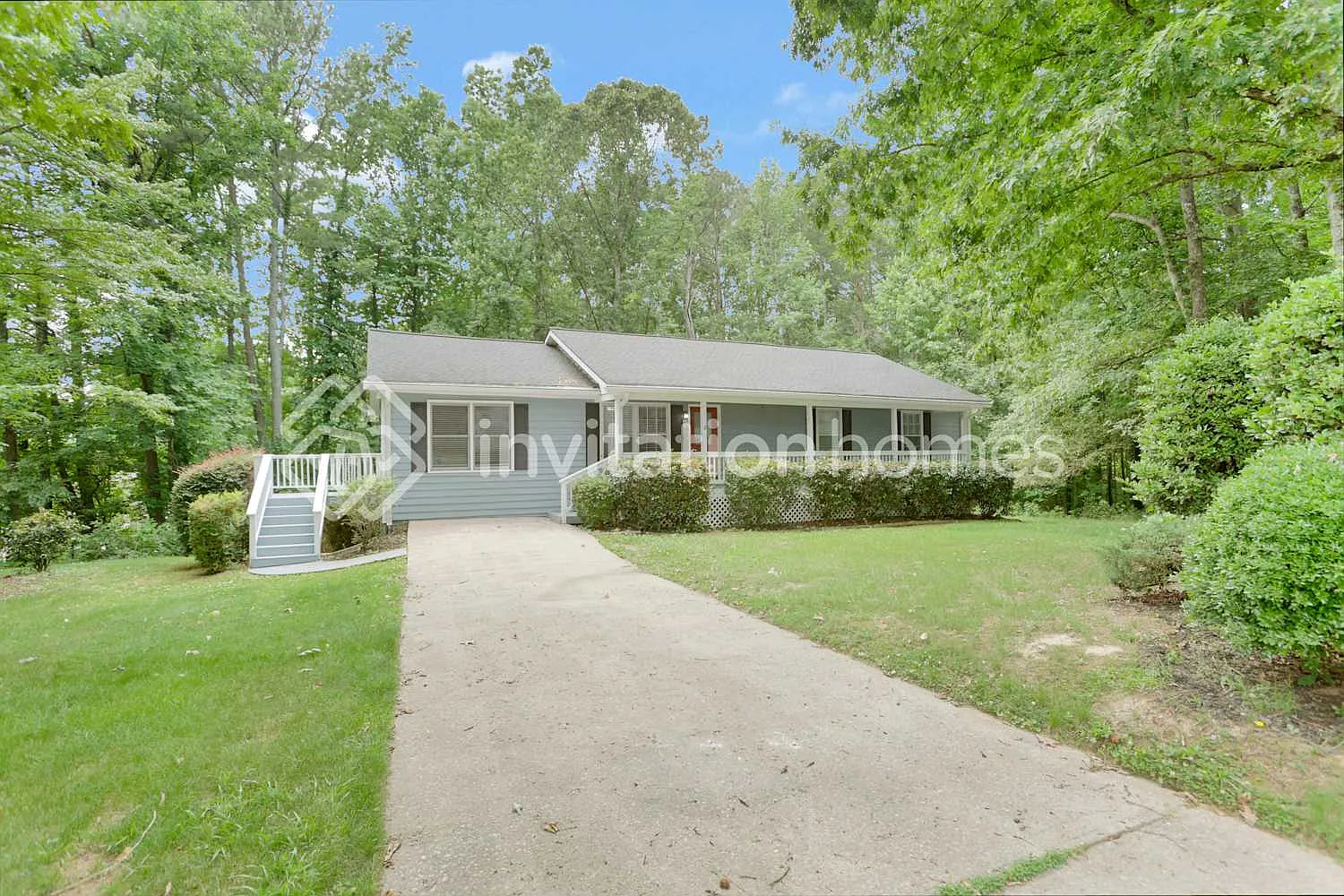 2010 Carriage Way Lawrenceville, GA 30043 — Photo 1