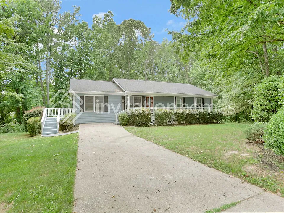2010 Carriage Way