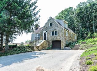 3981 Willow Creek Dr, Gibsonia, PA