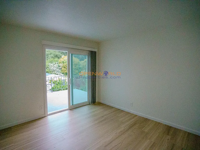 414 Bancroft Ave — Photo 15