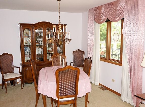 5th image of 18029 Connecticut Ct #18029