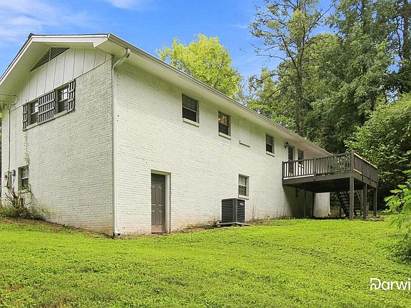 2nd image of 222 Rebecca Dr