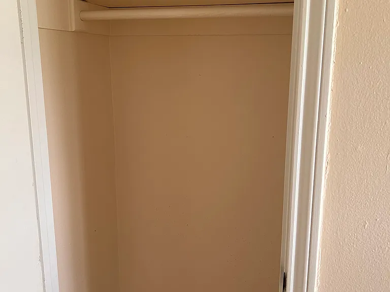 131 Bent St — Photo 11