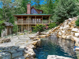 286 Pine Trl, Warne, NC 28909