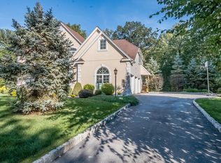 45 Greenwich Ave, Central Valley, NY 10917