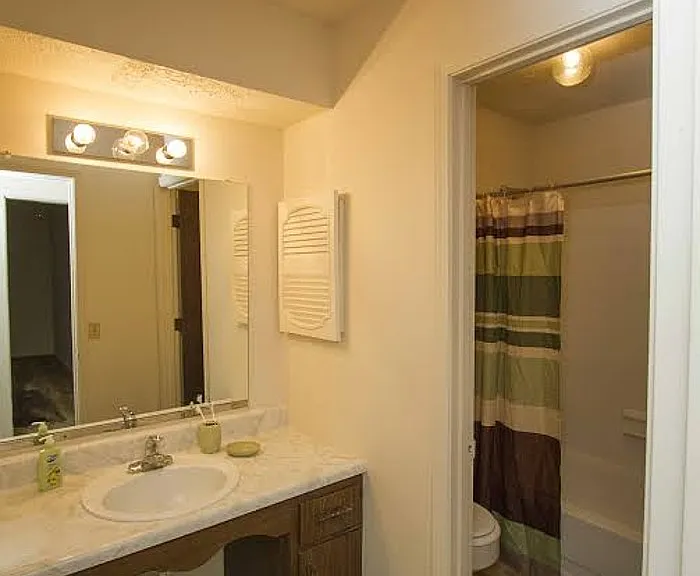 1425 S 55th St — Photo 10