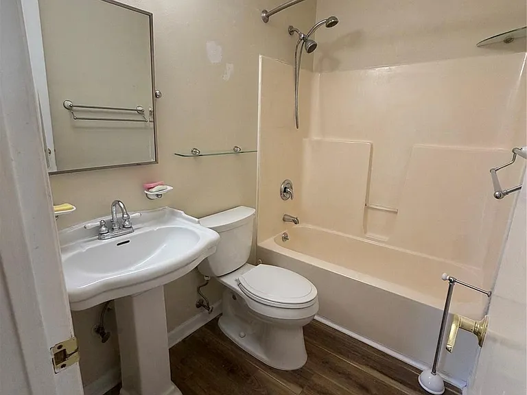 379 Schad Ct SW — Photo 8