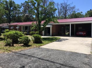 206 Oakland Dr, Walterboro, SC 29488