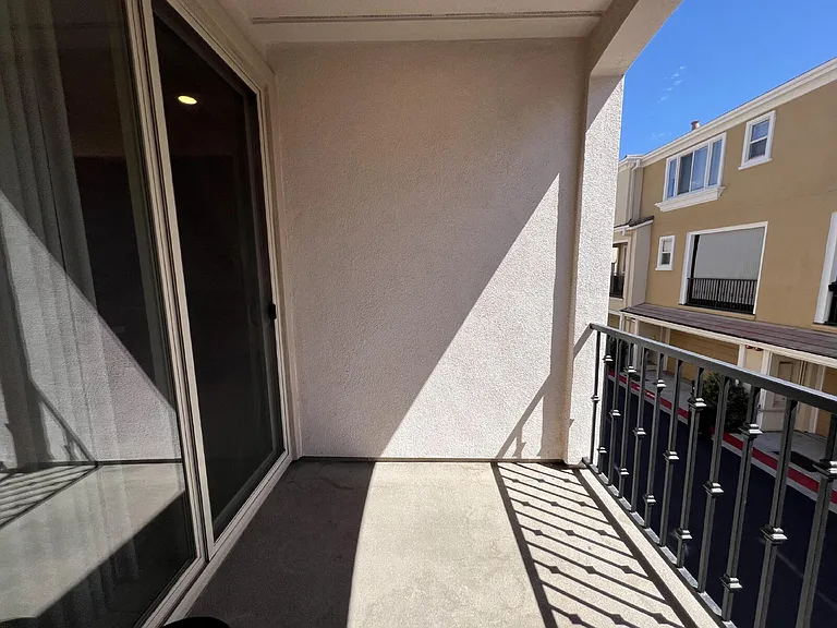 2494 Lone Oak Dr — Photo 69