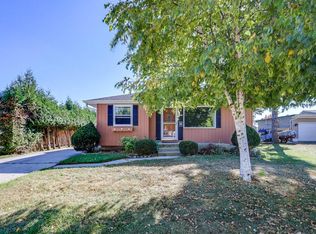 3709 W Marshall St, Manitowoc, WI 54220